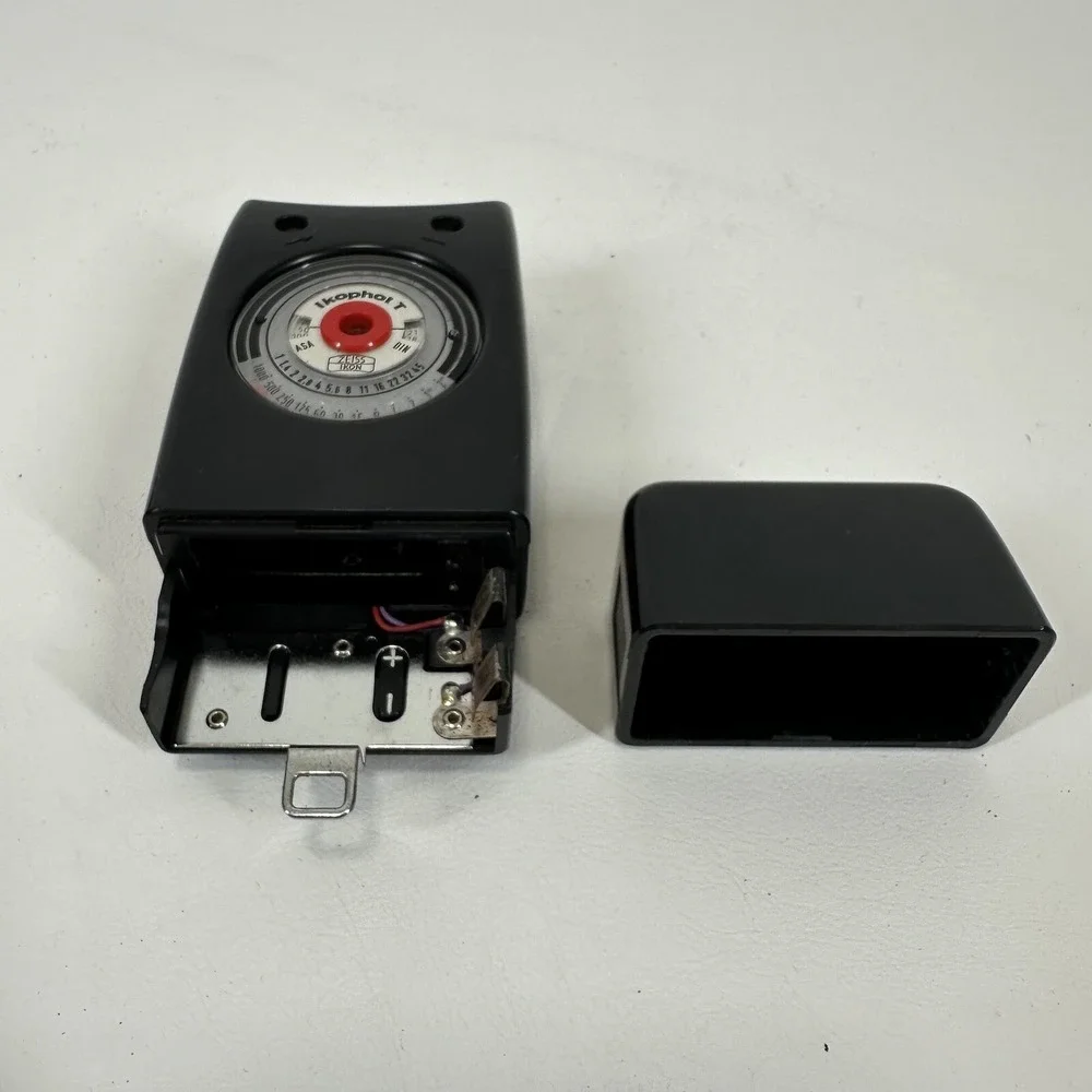 ZEISS IKON IKOPHOT T EXPOSURE LIGHT METER ASA DIN‎ with Case